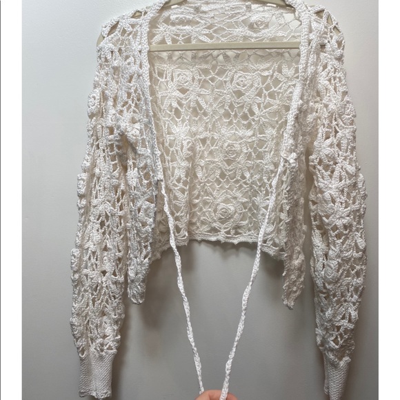 Tops - Vintage crochet crop cardigan with front tie